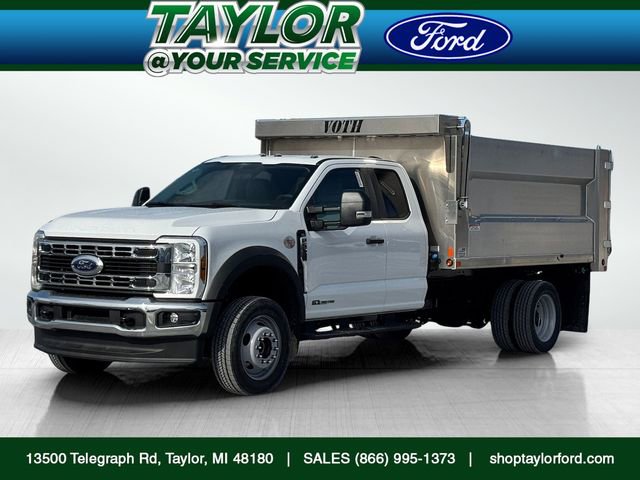 New 2025 Ford F550 4x4 SuperCab Super Duty