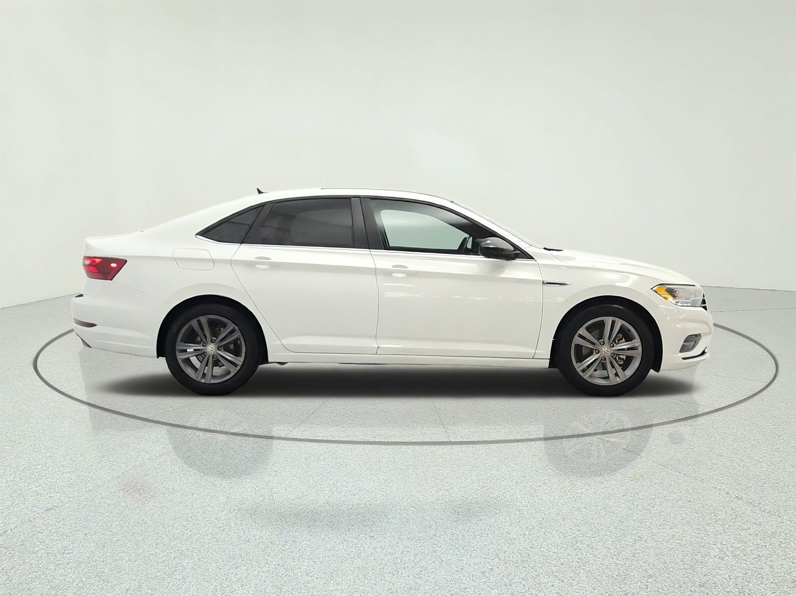 Used 2021 Volkswagen Jetta R-Line FWD image 4