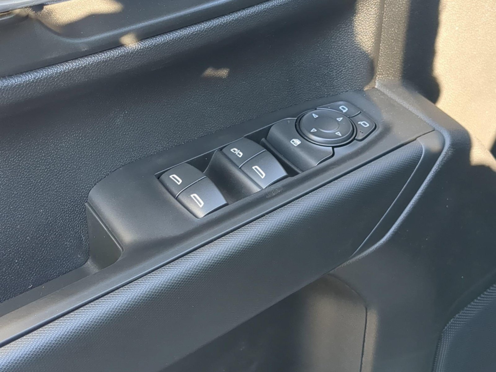New 2026 Chevrolet Silverado 1500 Custom AWD/4WD image 9