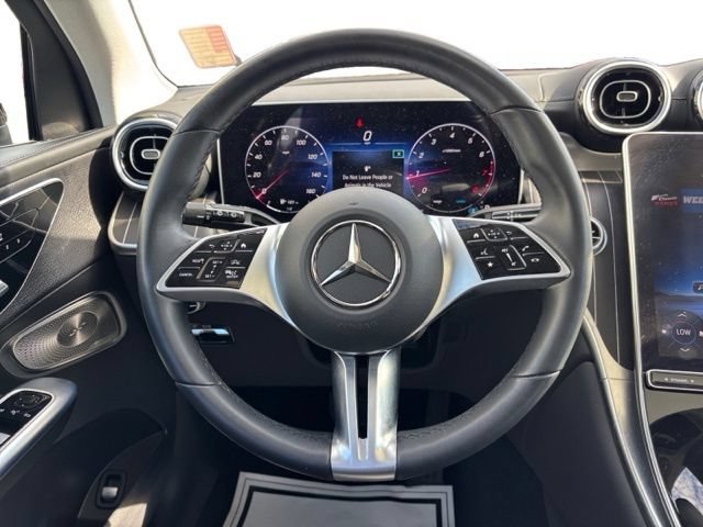 Used 2023 Mercedes-Benz GLC 300 4MATIC image 16