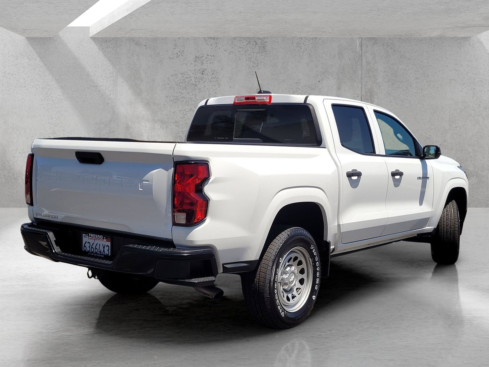 Used 2023 Chevrolet Colorado W/T w/ WT Convenience Package RWD image 4