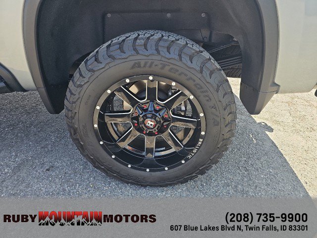 Used 2024 Chevrolet Silverado 3500 High Country w/ High Country Premium Package AWD/4WD image 9