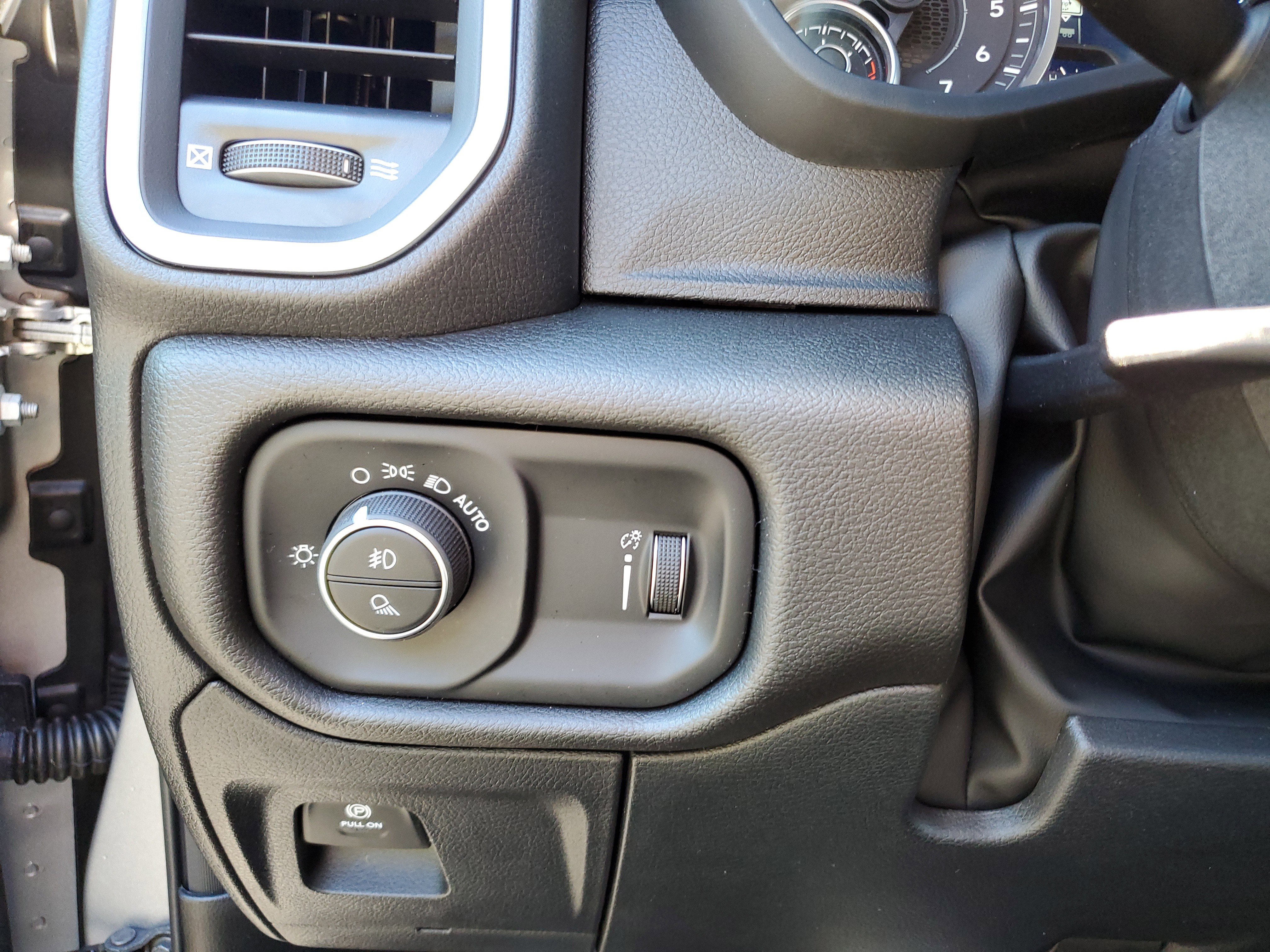 New 2025 RAM 1500 Tradesman image 22