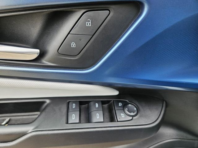 Used 2025 Chevrolet Equinox EV LT image 11