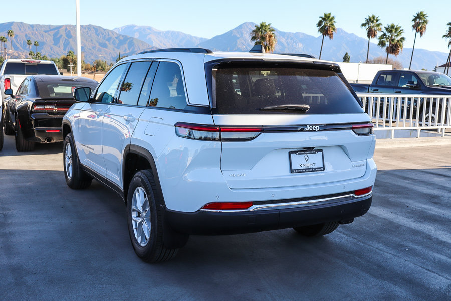 New 2026 Jeep Grand Cherokee Laredo AWD/4WD image 7