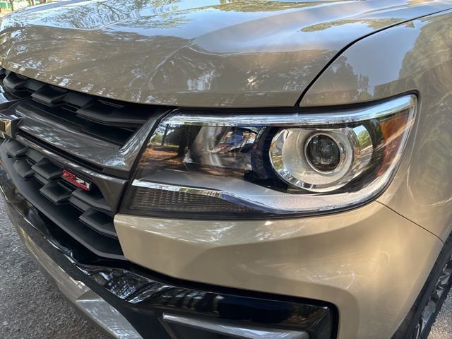 Used 2022 Chevrolet Colorado Z71 AWD/4WD image 10