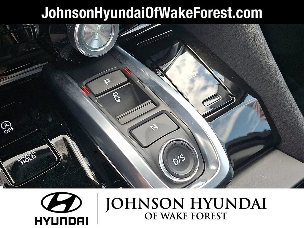 Used 2022 Acura MDX SH-AWD image 12