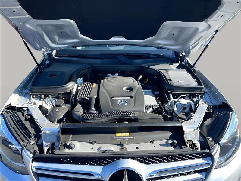 Used 2019 Mercedes-Benz GLC 300 image 11