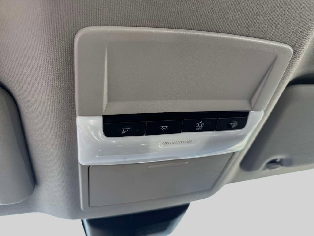 Used 2025 Nissan Sentra SV w/ All-Weather Package image 30