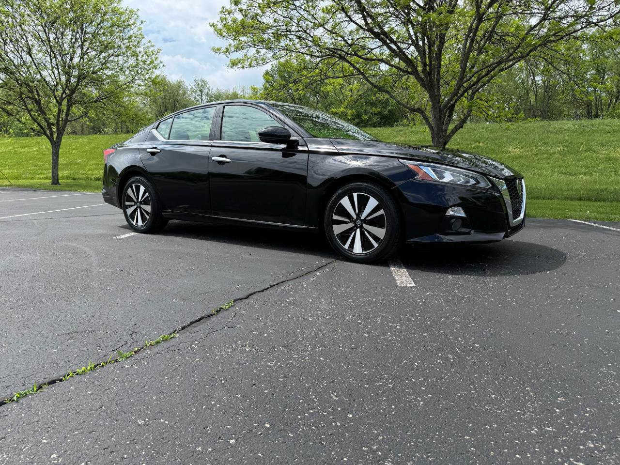 Used 2019 Nissan Altima 2.5 SL FWD image 1