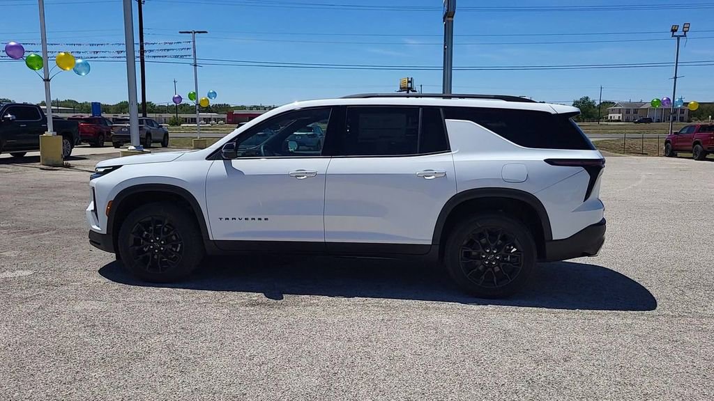 New 2026 Chevrolet Traverse LT w/ Midnight/Sport Edition FWD image 5
