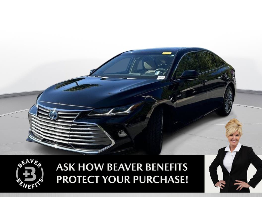 Used 2019 Toyota Avalon Limited FWD image 1