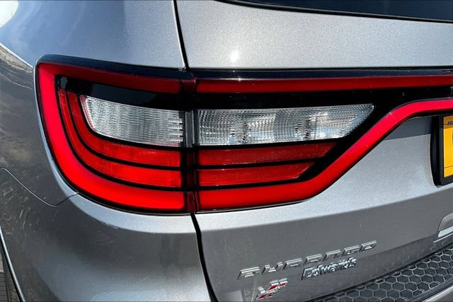 Used 2021 Dodge Durango R/T w/ Technology Group AWD/4WD image 23