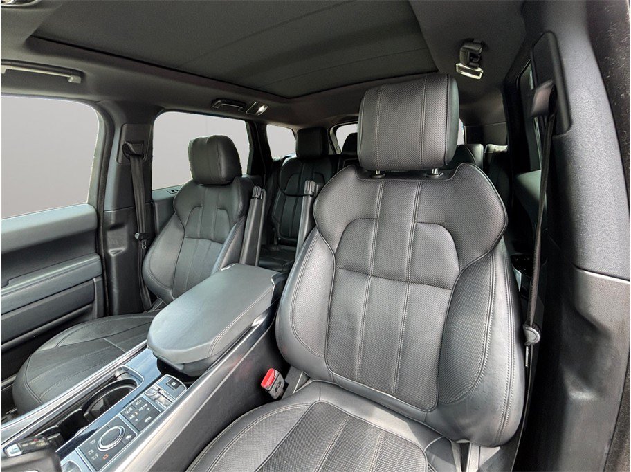 Used 2015 Land Rover Range Rover Sport HSE AWD/4WD image 17