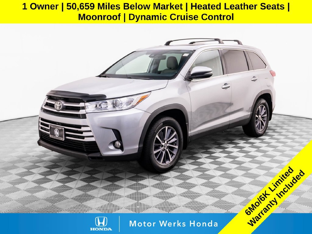 Used 2019 Toyota Highlander XLE AWD/4WD image 1