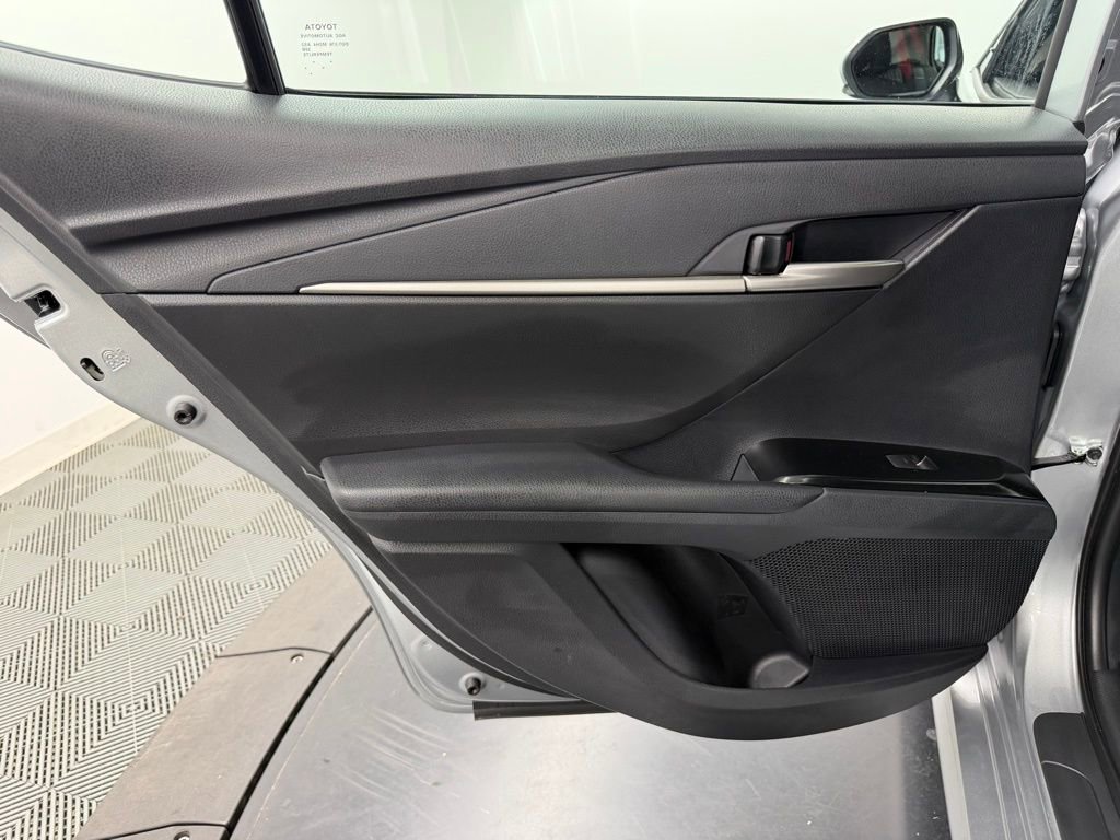 Used 2026 Toyota Camry LE FWD image 35
