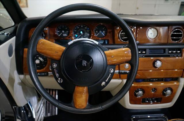 Used 2008 Rolls-Royce Phantom Drophead Coupe RWD image 15