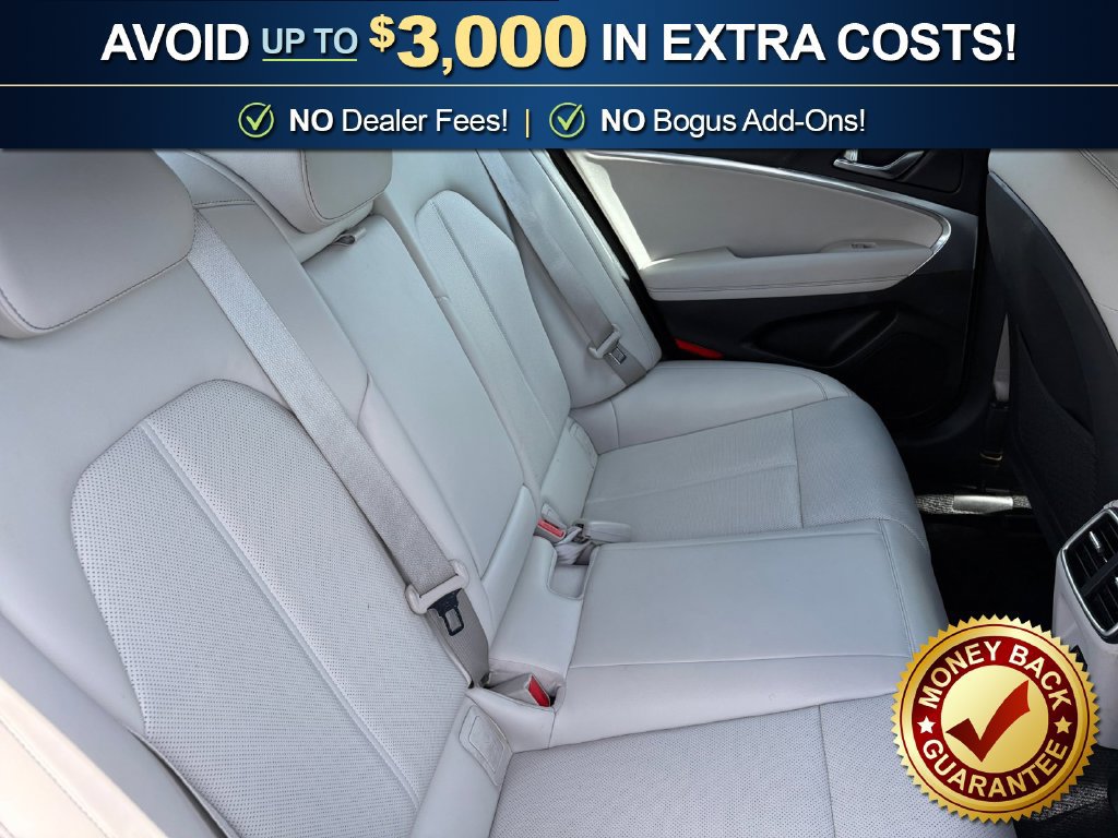 Used 2025 Genesis G70 2.5T AWD/4WD image 23