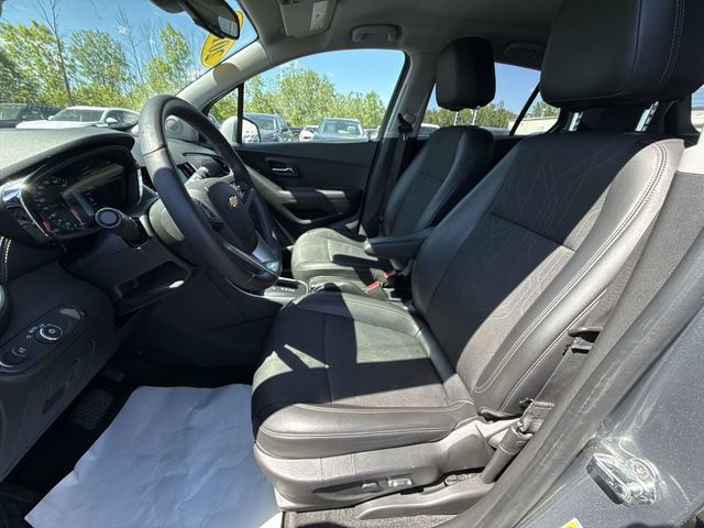Certified 2019 Chevrolet Trax LT w/ LT Convenience Package AWD/4WD image 18