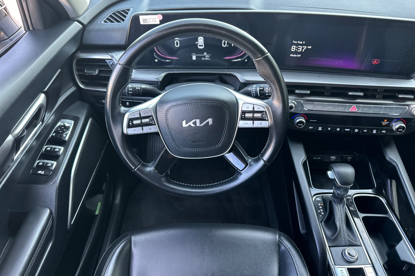 Used 2024 Kia Telluride LX FWD image 15
