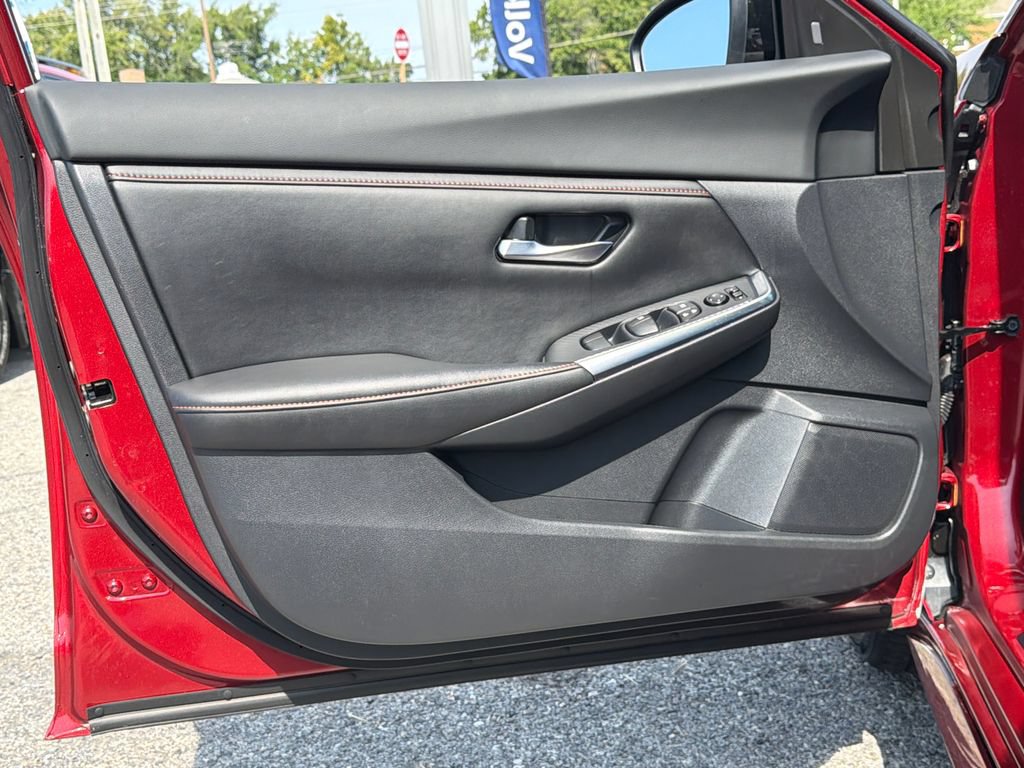 Used 2022 Nissan Sentra SR FWD image 23