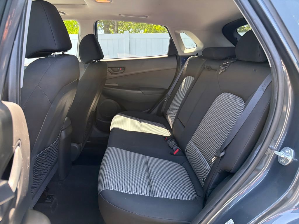 Used 2020 Hyundai Kona SEL Plus AWD/4WD image 28