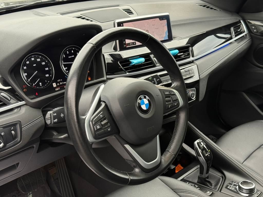 Used 2022 BMW X1 xDrive28i AWD/4WD image 32