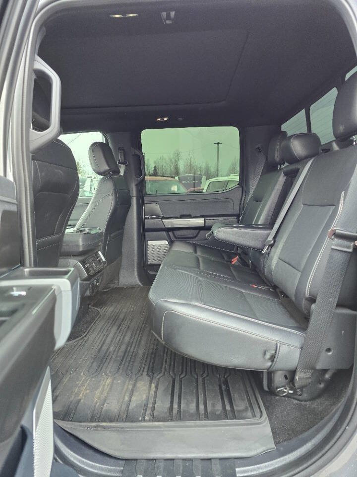 Used 2022 Ford F150 Lariat w/ Equipment Group 502A High AWD/4WD image 16