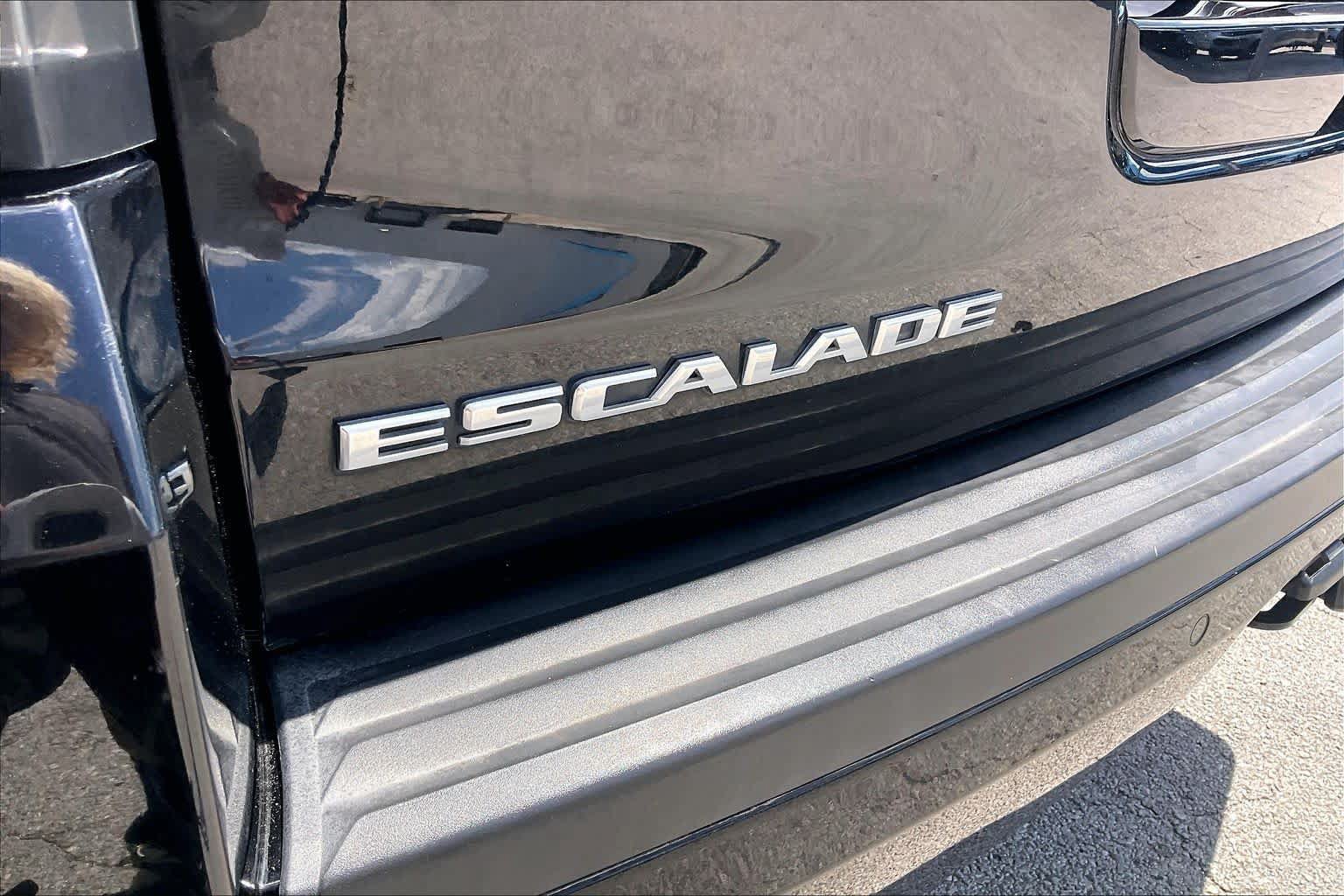 Used 2015 Cadillac Escalade ESV Luxury AWD/4WD image 32