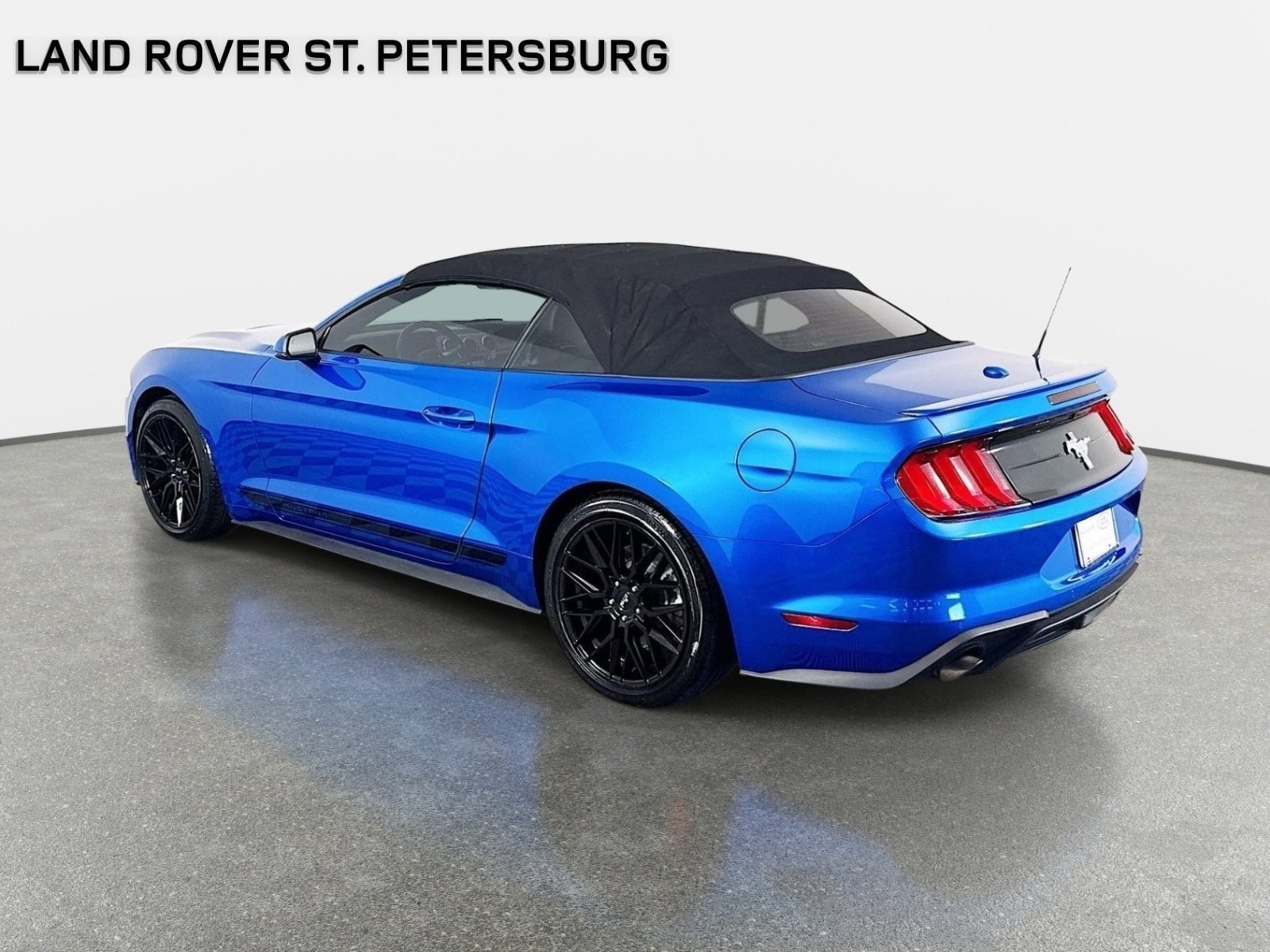 Used 2020 Ford Mustang Premium w/ Equipment Group 201A RWD image 8