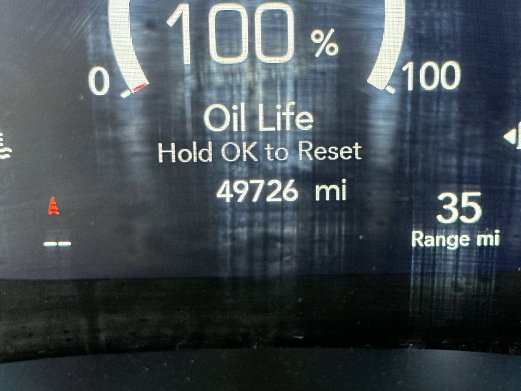 Used 2024 Chrysler Pacifica Touring-L FWD image 35