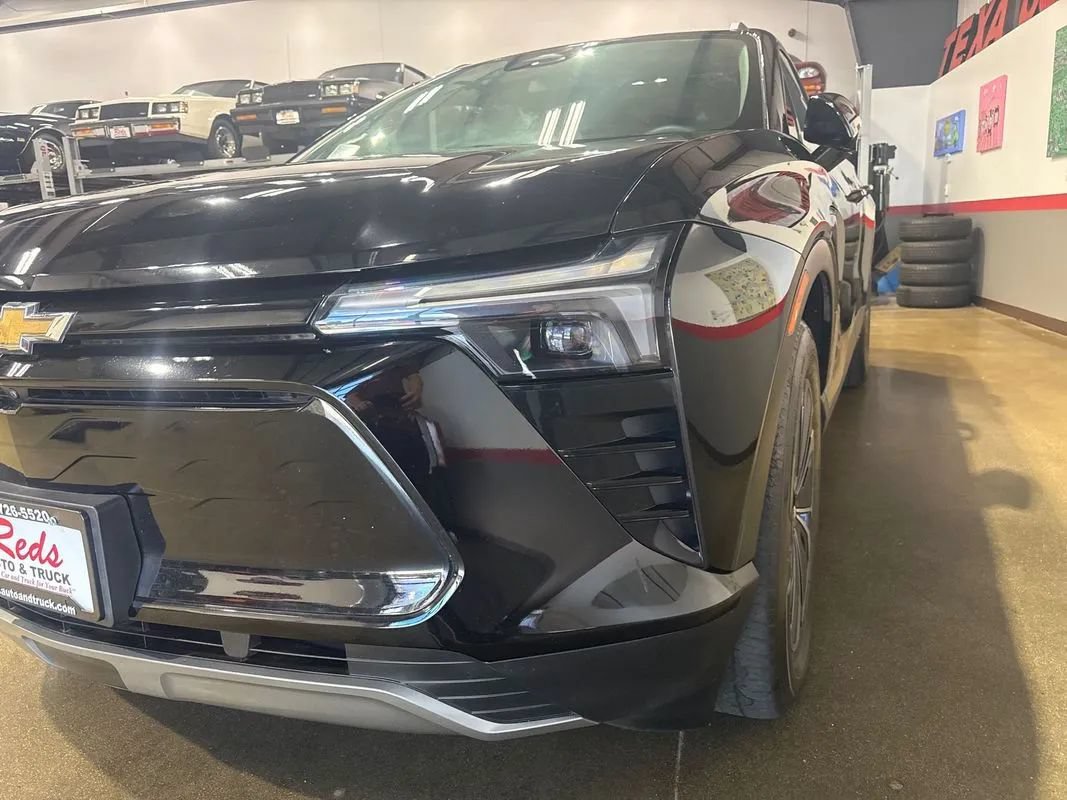 Used 2024 Chevrolet Blazer EV LT AWD/4WD image 59