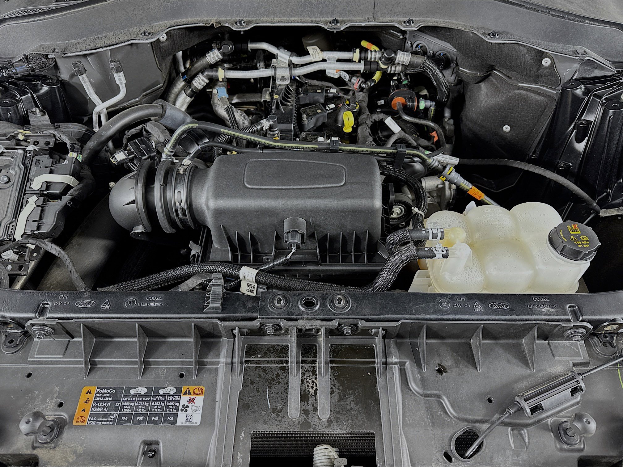 Used 2022 Ford Explorer XLT w/ Equipment Group 202A image 30