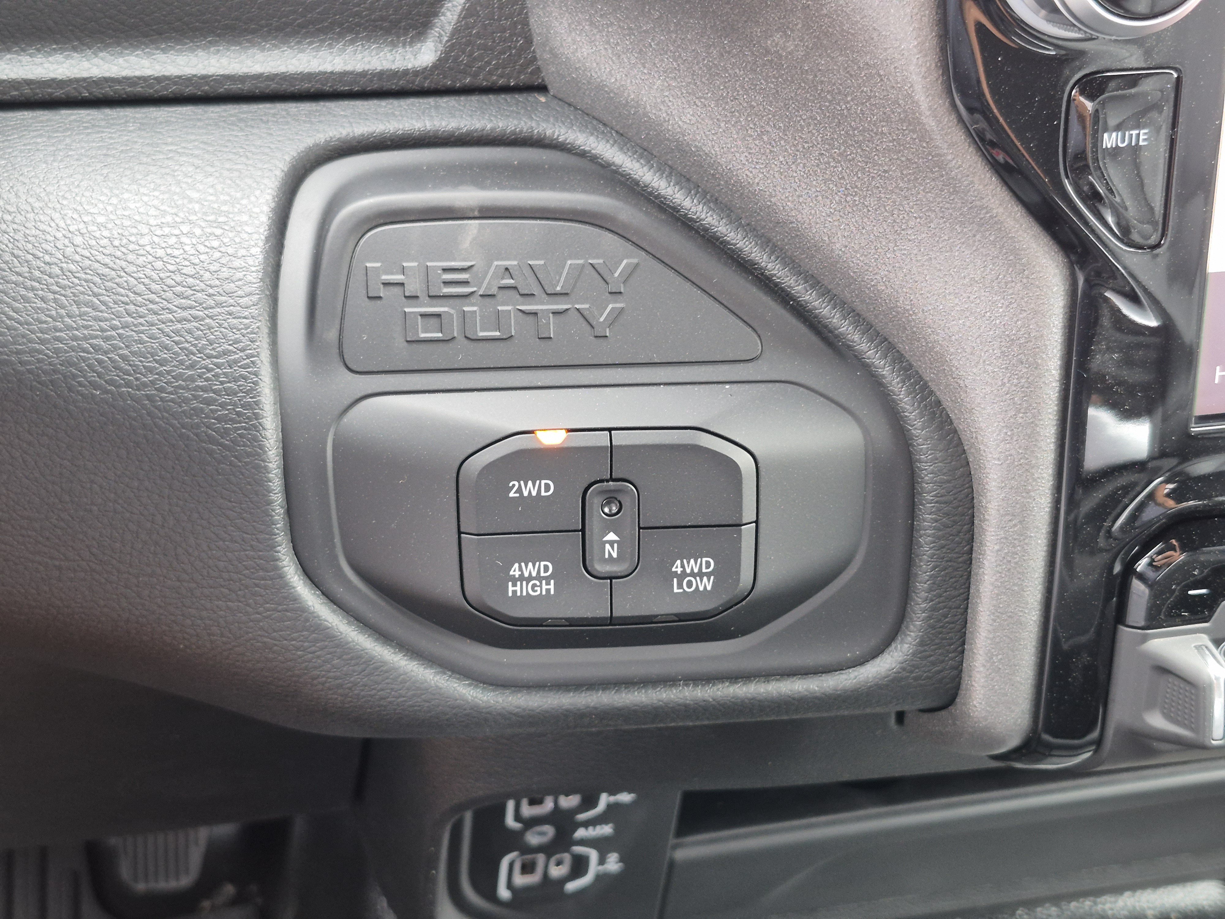 New 2026 RAM 3500 Tradesman AWD/4WD image 18