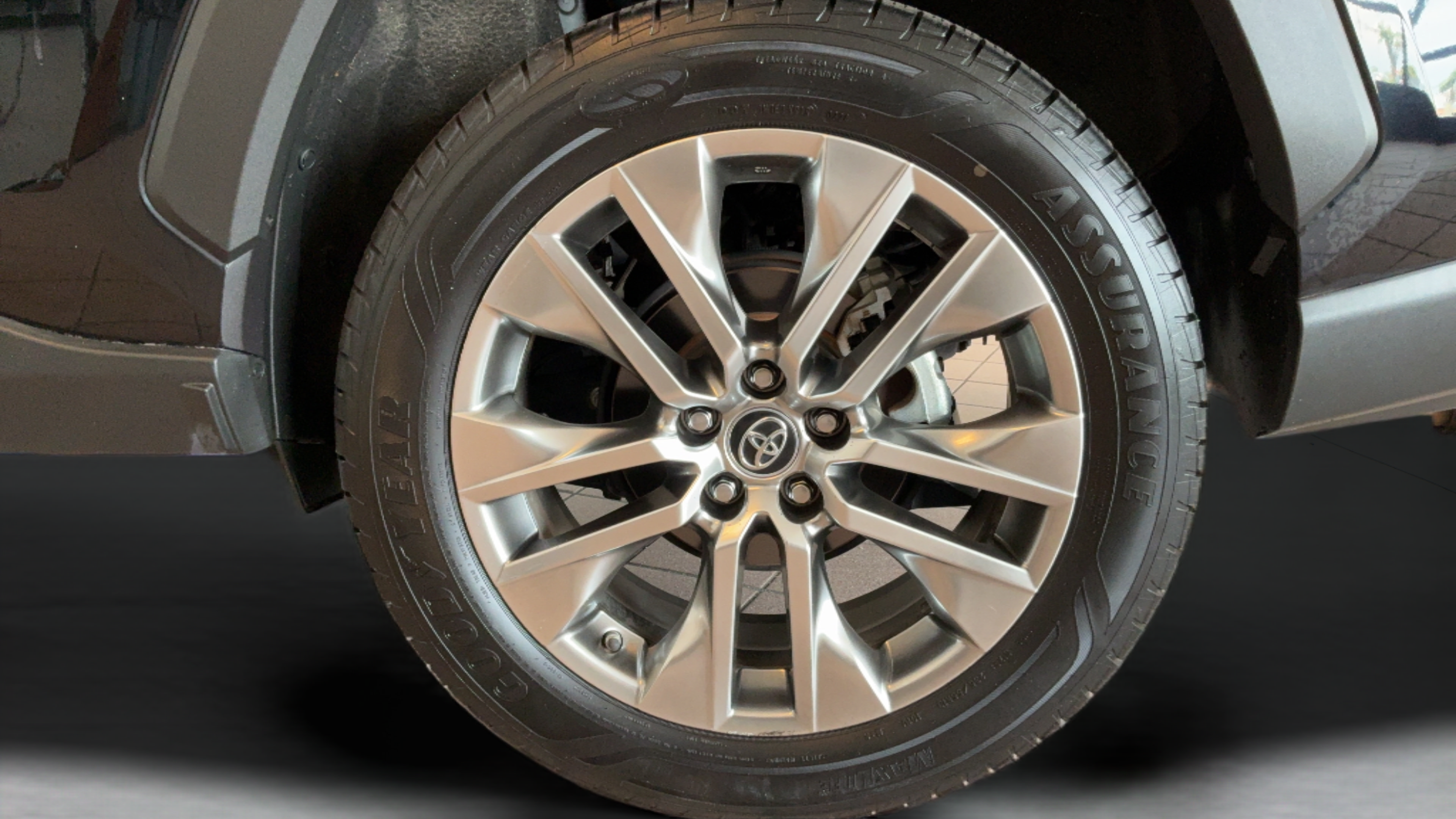 Used 2019 Toyota RAV4 XLE Premium w/ Advanced Technology Package FWD image 51