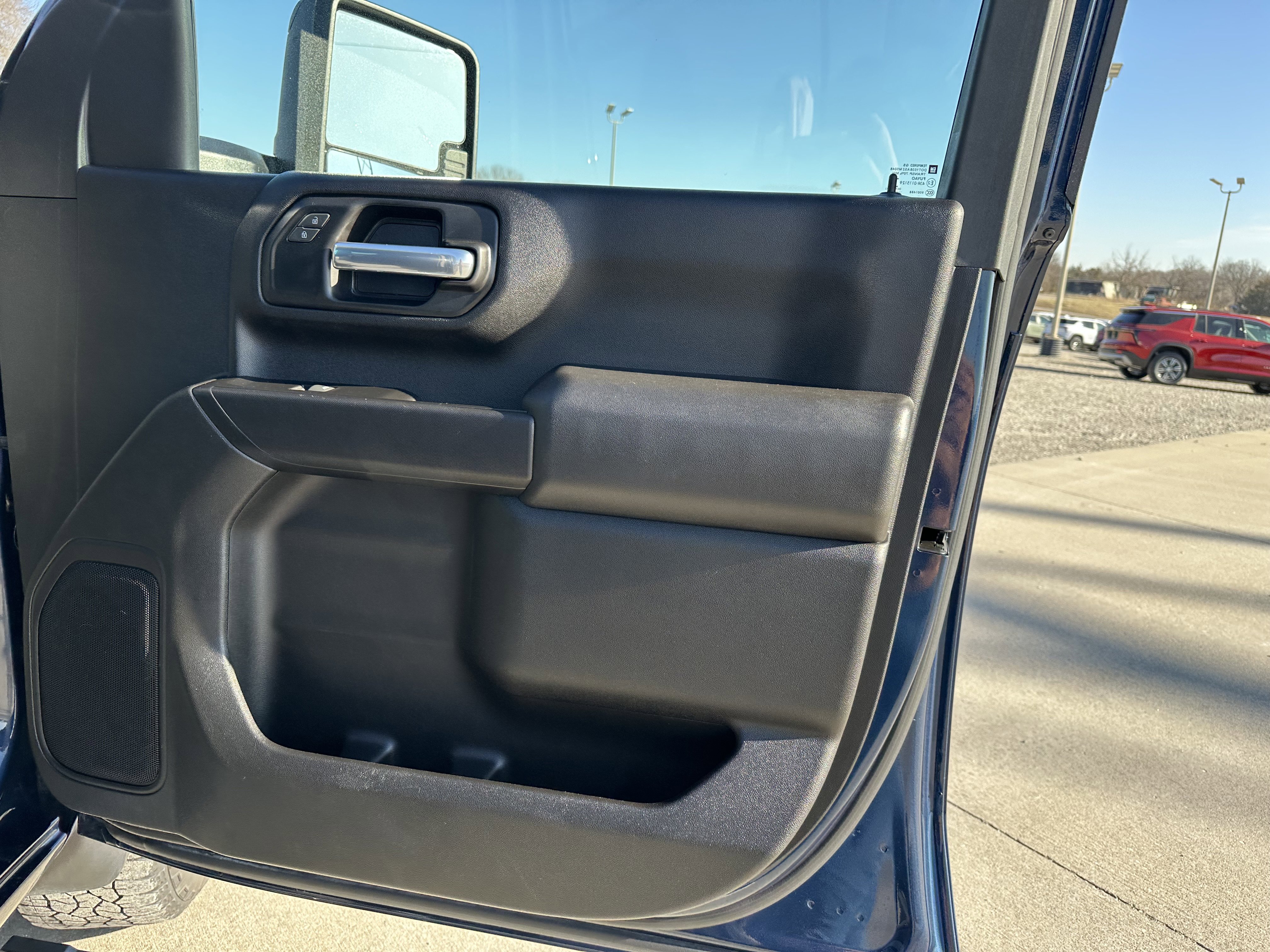 Used 2022 Chevrolet Silverado 2500 Custom w/ Custom Convenience Package image 38