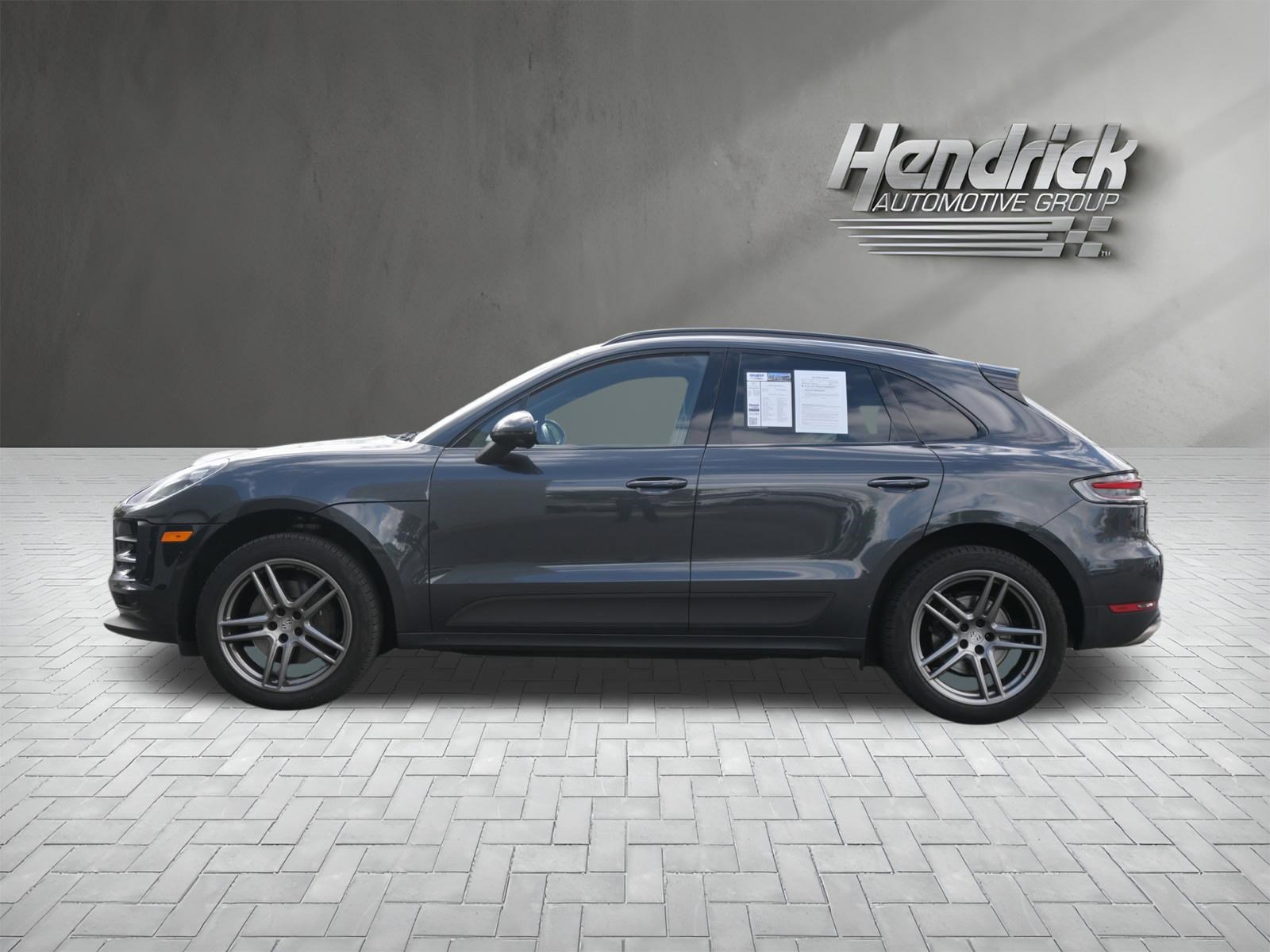 Used 2021 Porsche Macan AWD/4WD image 6