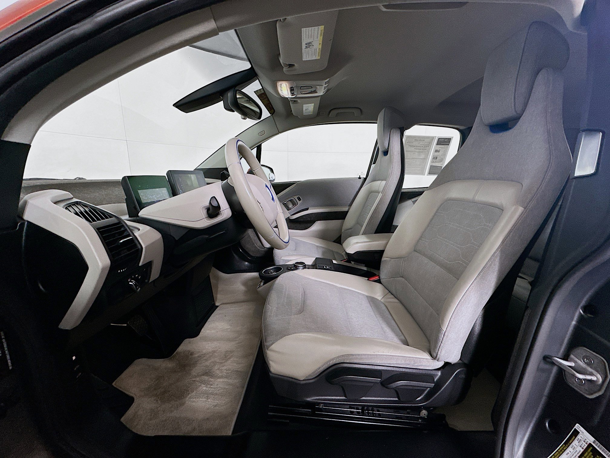 Used 2014 BMW i3 w/ Range Extender image 13