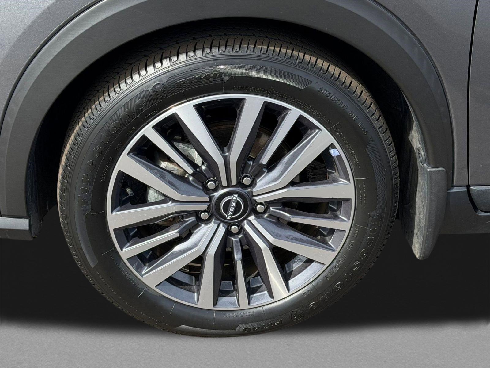 Used 2022 Nissan Kicks SV image 11