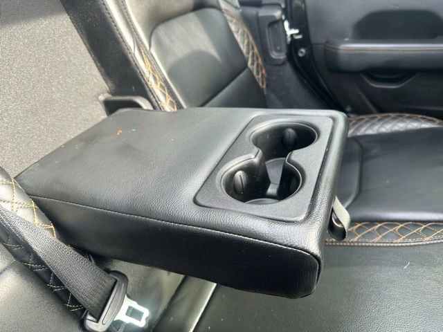 Used 2022 Jeep Wrangler Unlimited Sahara image 33