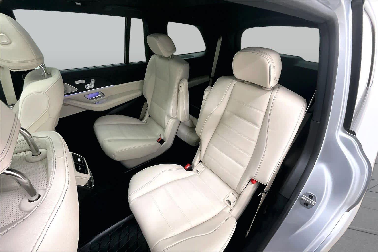 Used 2026 Mercedes-Benz GLS 580 4MATIC image 21