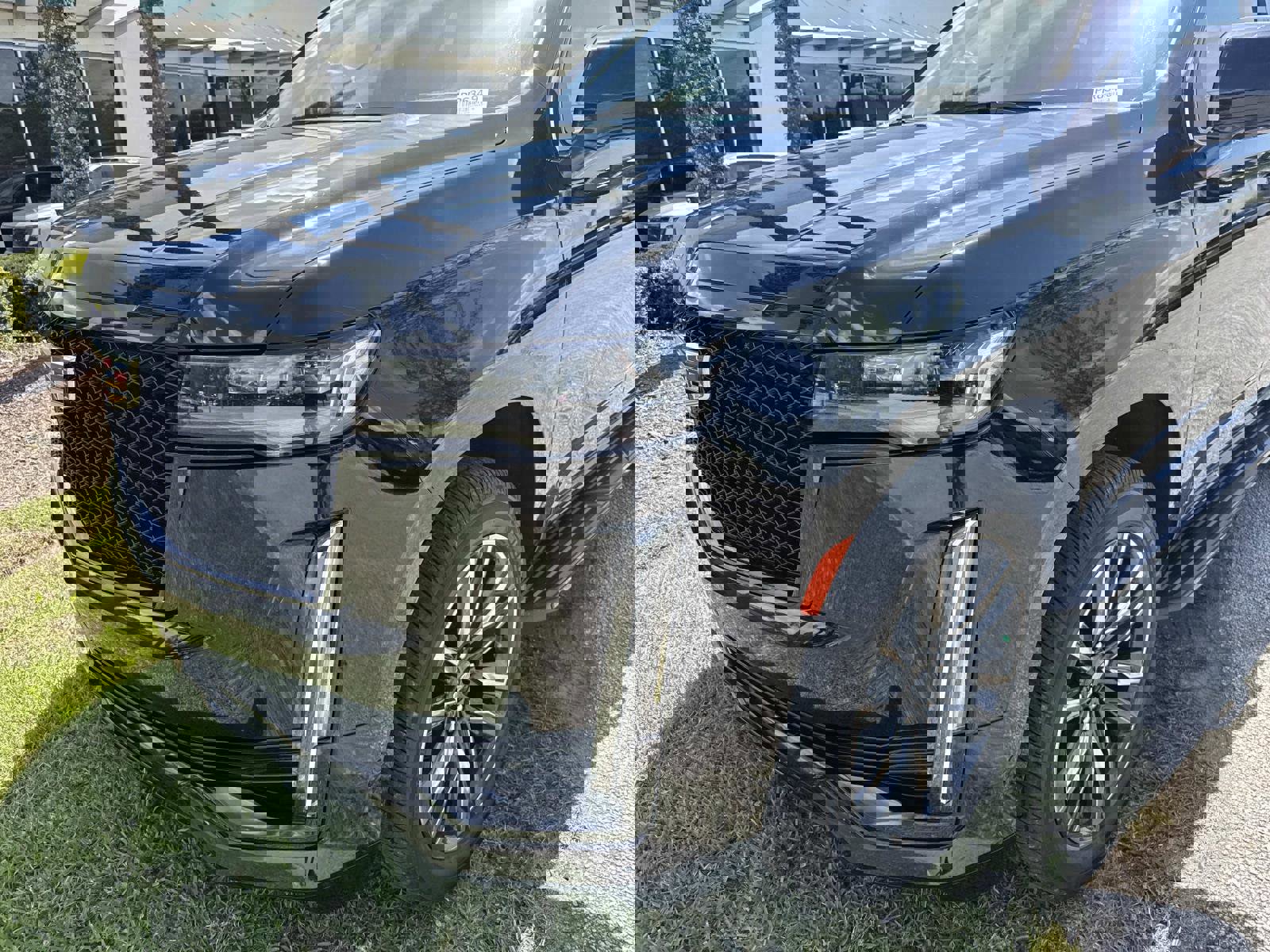 Used 2024 Cadillac Escalade Sport AWD/4WD image 9