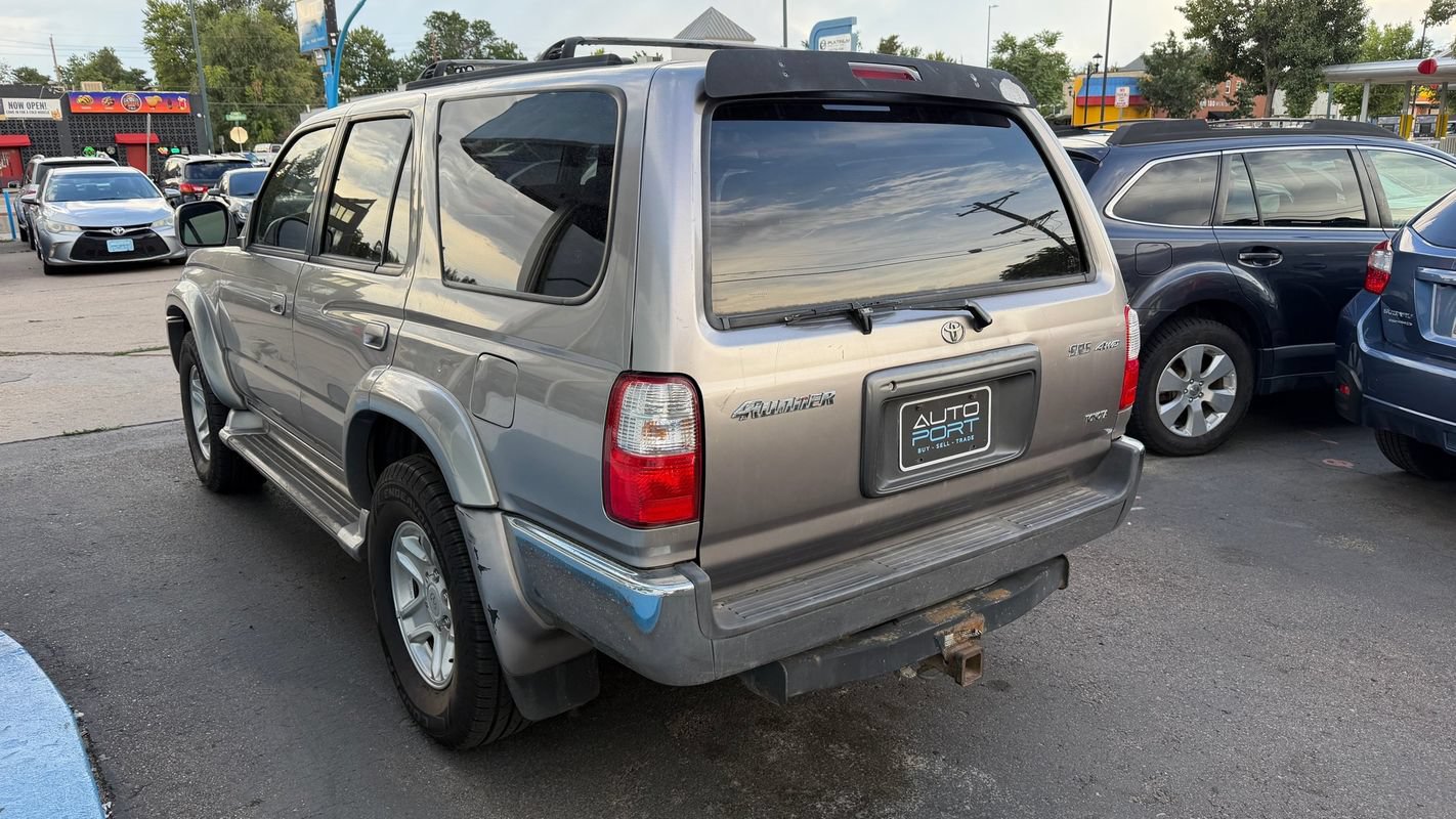 Used 2001 Toyota 4Runner SR5 AWD/4WD image 4