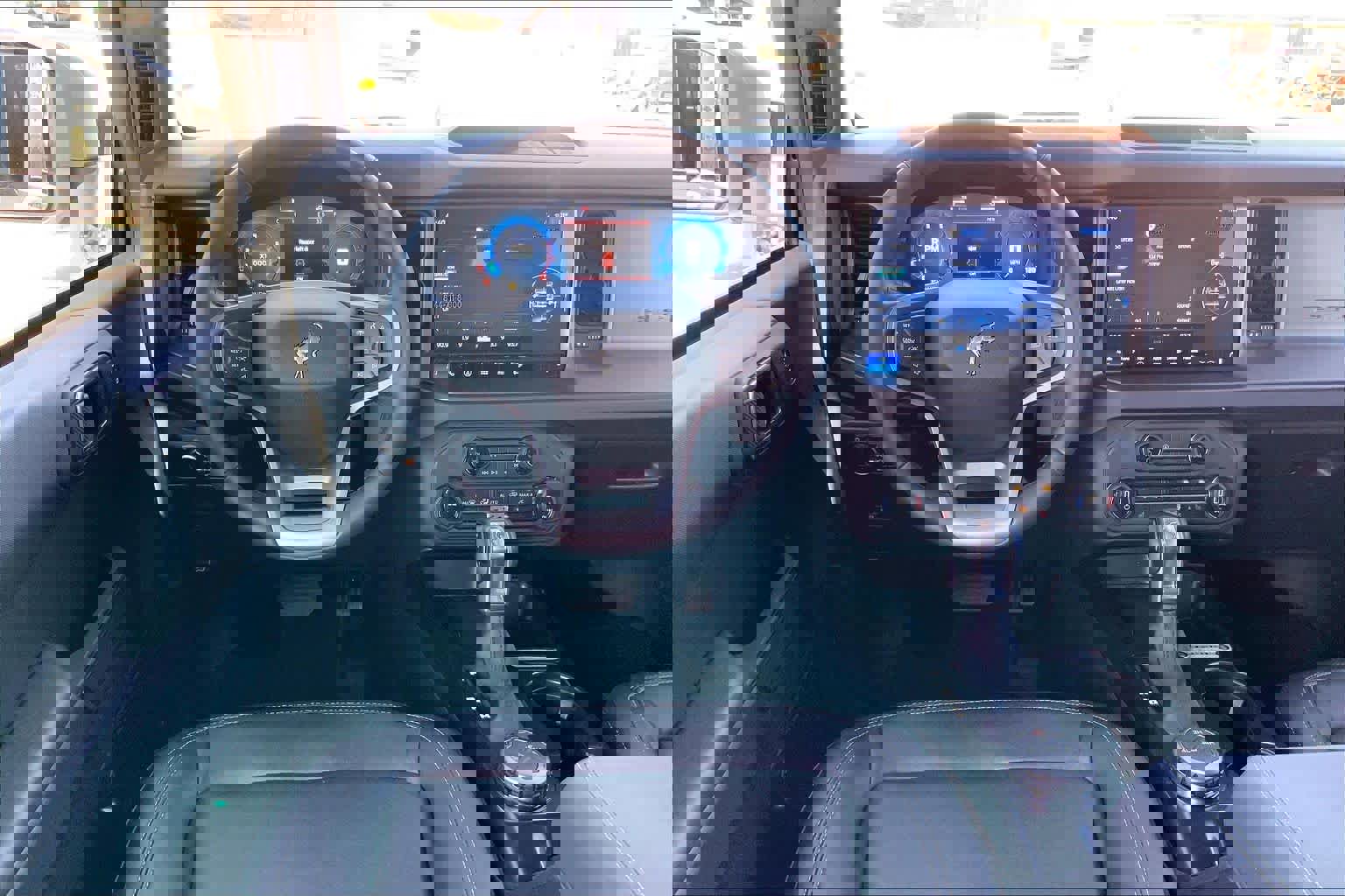 Used 2025 Ford Bronco Big Bend AWD/4WD image 6