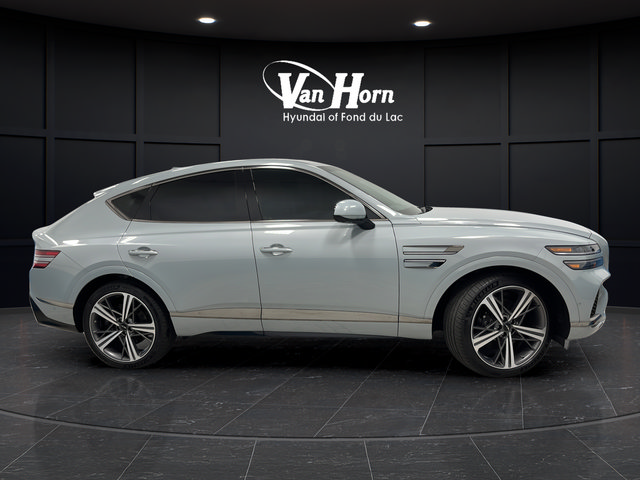 Used 2025 Genesis GV80 3.5T e-SC AWD/4WD image 8