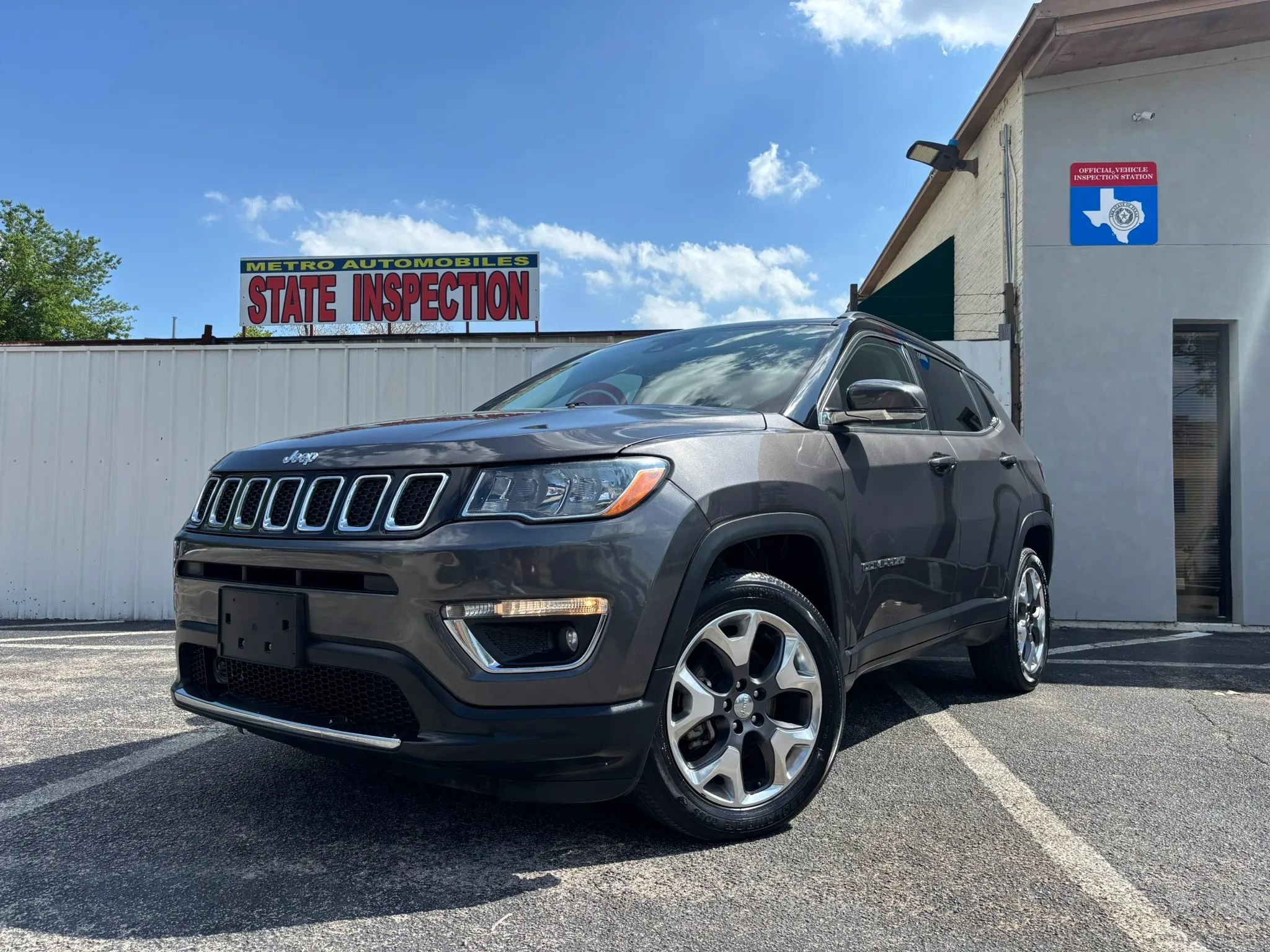 Used 2021 Jeep Compass Limited AWD/4WD image 1