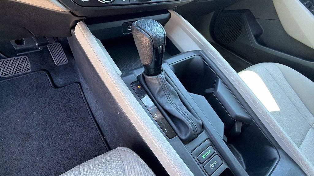 Used 2023 Honda Accord EX image 23