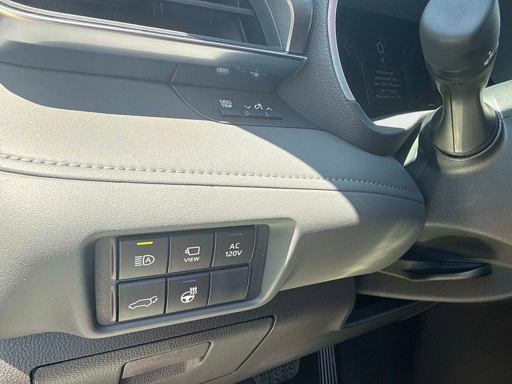 New 2026 Toyota Highlander Limited image 28