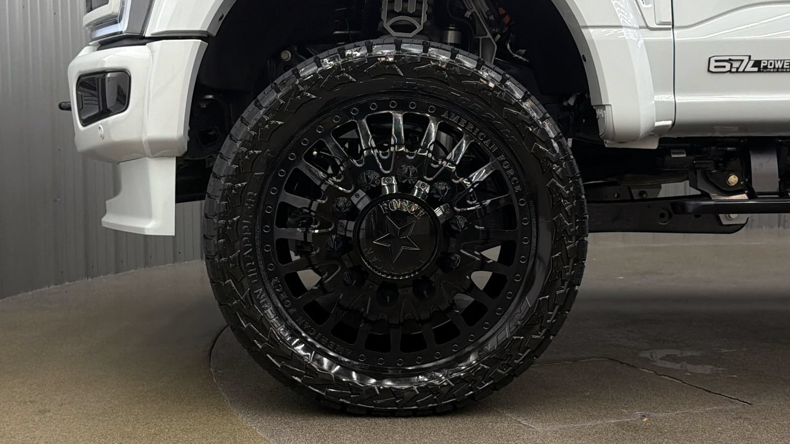 Used 2026 Ford F450 Platinum w/ FX4 Off-Road Package AWD/4WD image 10