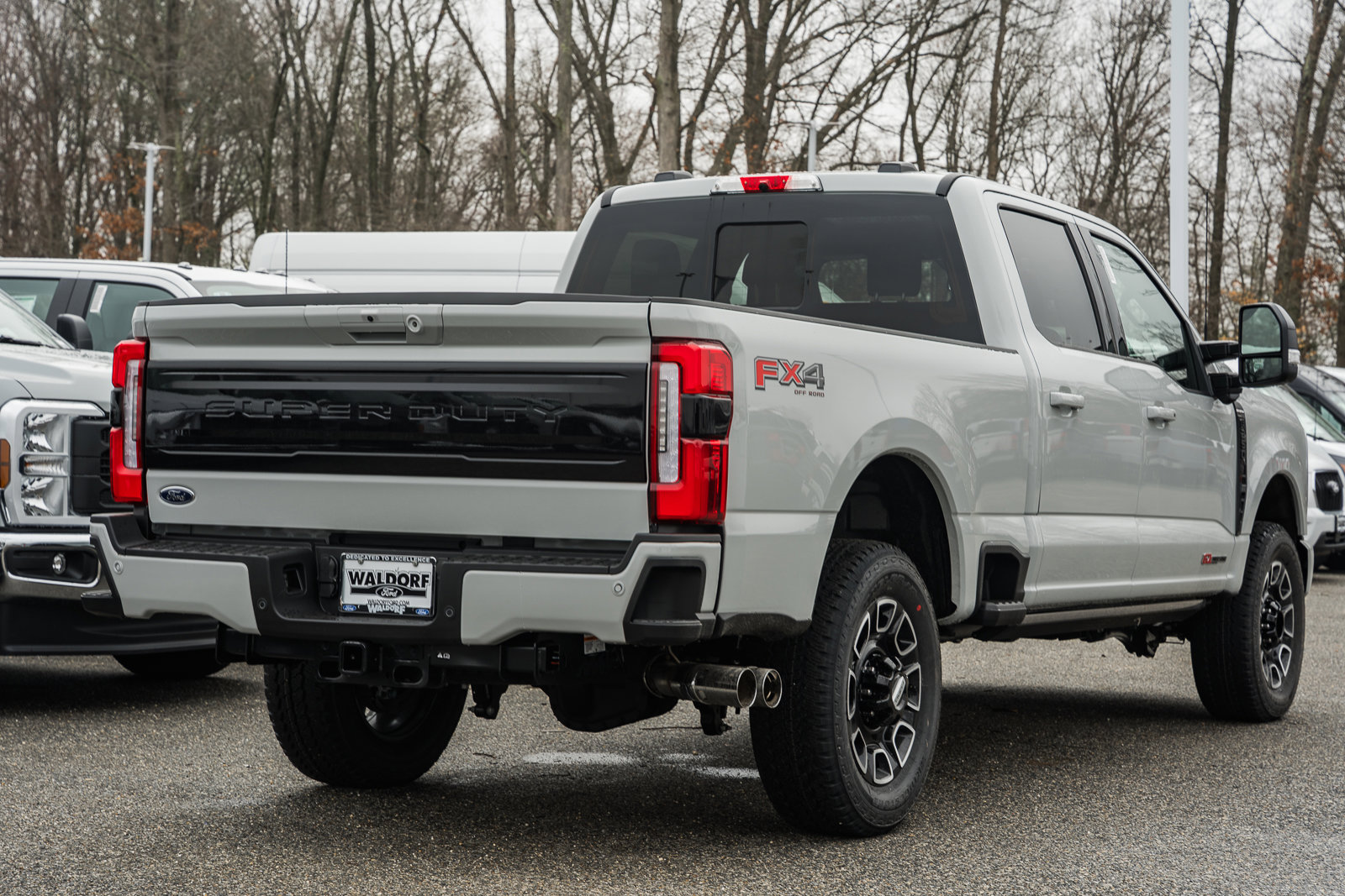 New 2026 Ford F250 Platinum image 4